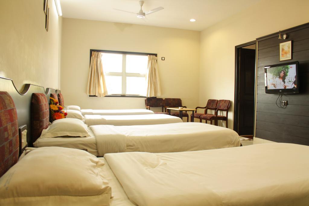 Suhashini Palace Mysore Δωμάτιο φωτογραφία